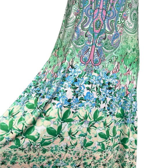 Elegant Green and Blue Maxi Dress - Picture 6 of 12